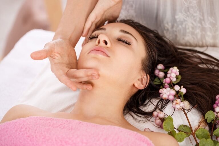  The benefits and techniques of facial massage